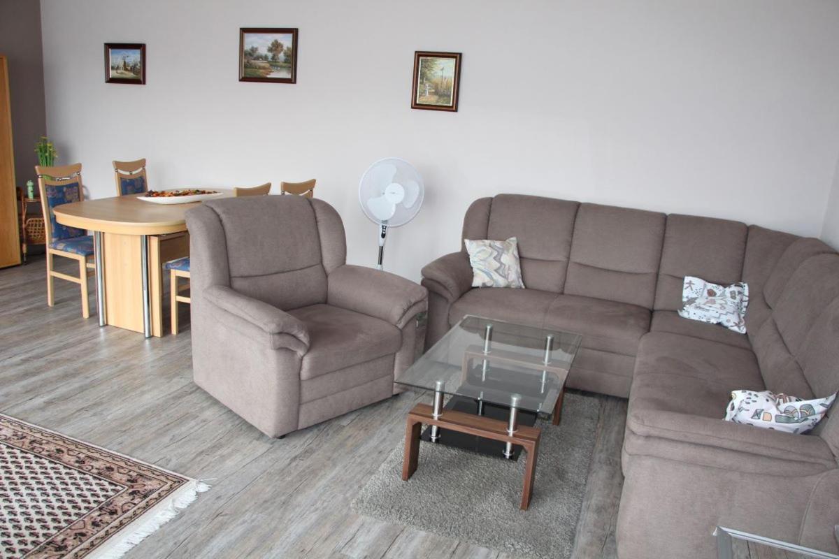 Ferienwohnung Schmetterling トレンデルブルク エクステリア 写真